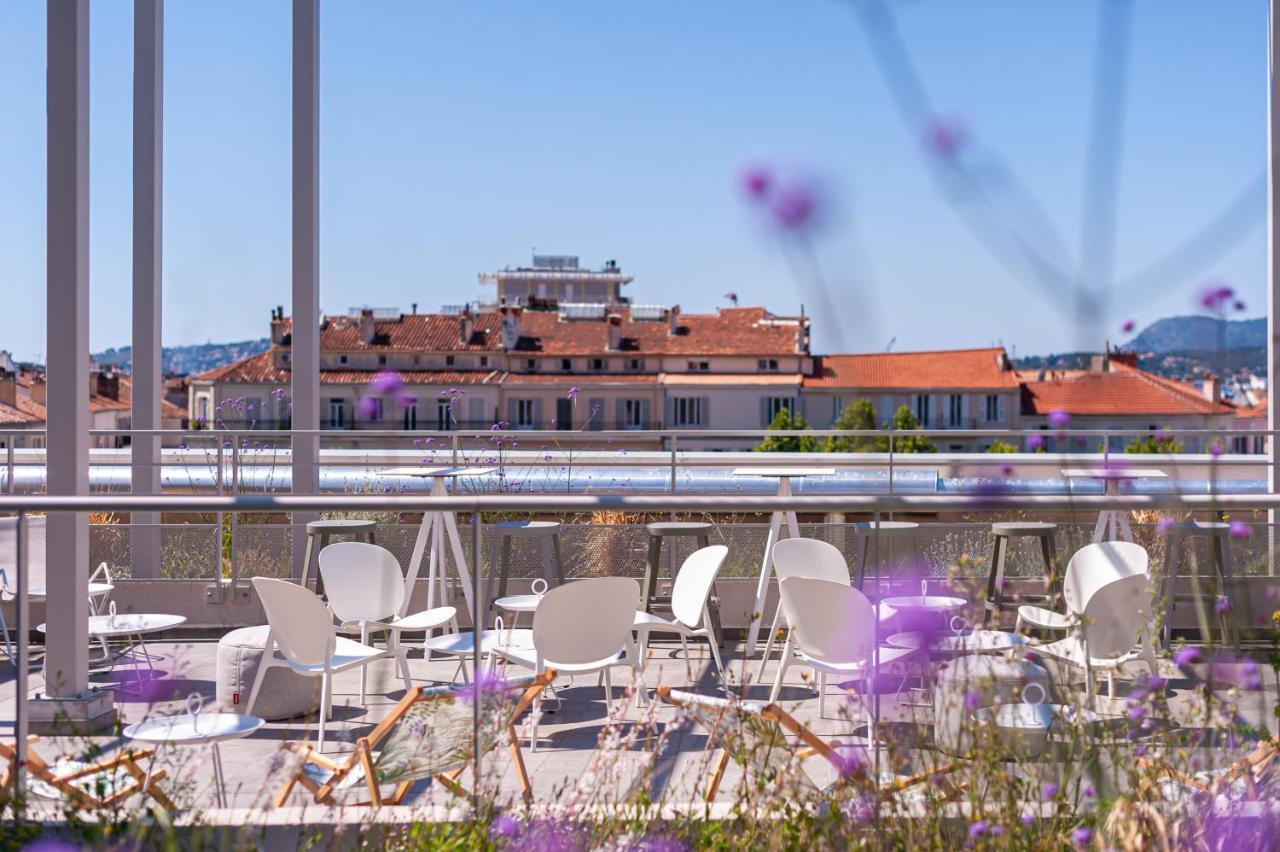 Hostel Le Hueb Toulon Exteriör bild