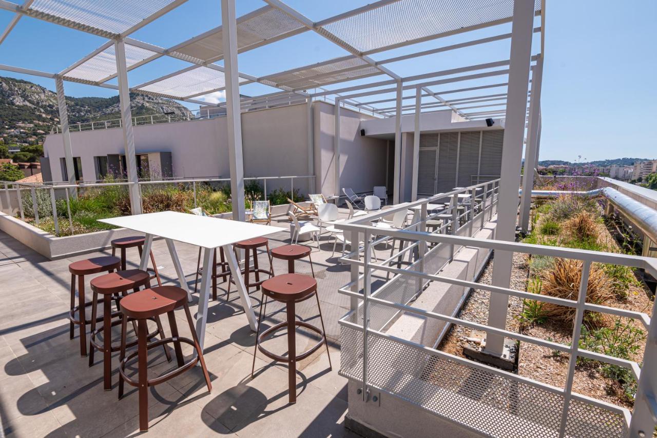 Hostel Le Hueb Toulon Exteriör bild